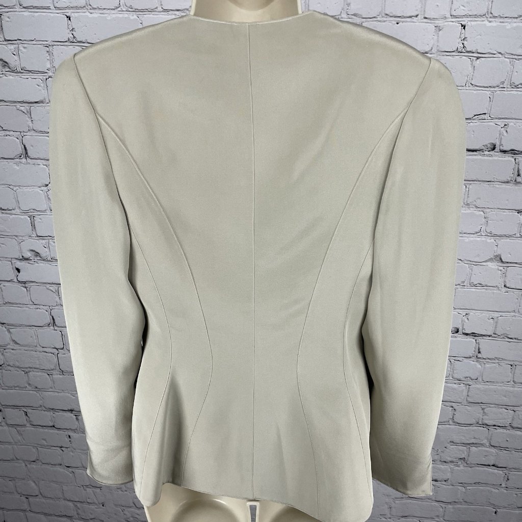 Stanley Korshak Beige 100% Silk Floral Accent Lined Jacket Usa Made Size Medium — image 2 of 8